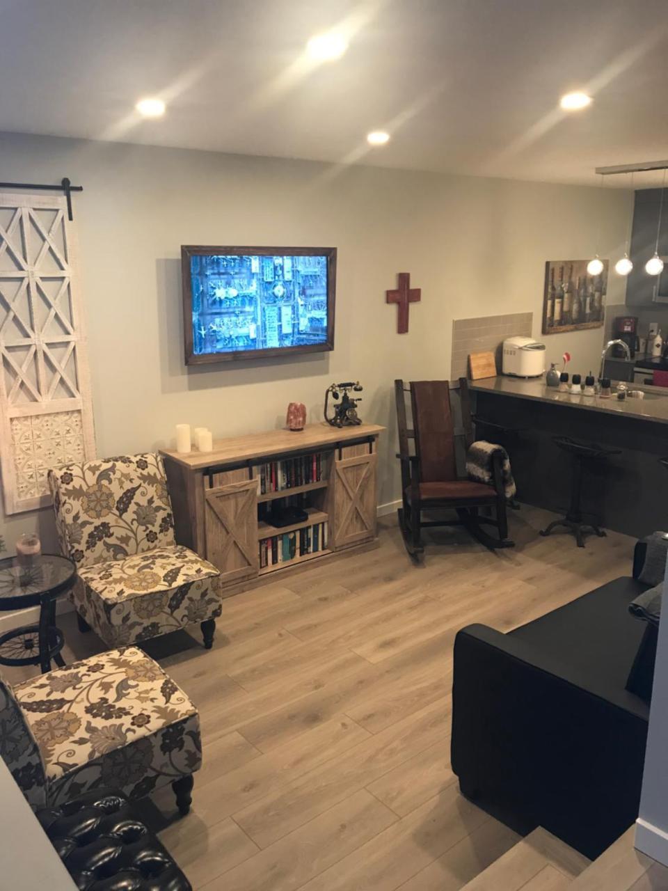 Home Sweet Condo YYC Esterno foto